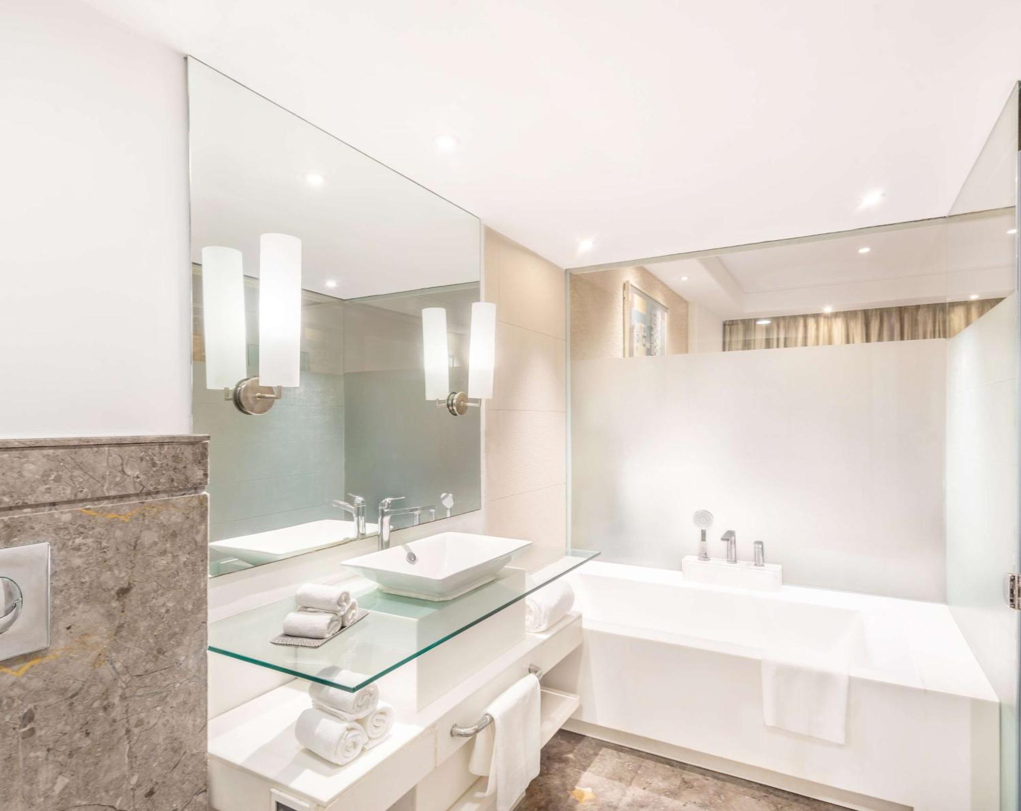 Park Plaza Faridabad Hotel Ngoại thất bức ảnh